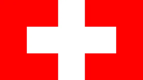 CBA常规赛：南京苏酒在头排战上海久事中败北